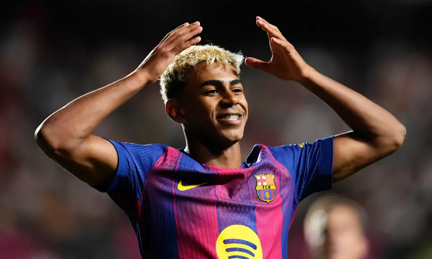 ประวัติ ลามีน ยามาล