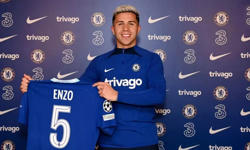 ก้าวสู่เชลซี ดีลประวัติศาสตร์แห่งพรีเมียร์ลีกของเอนโซ เฟร์นันเดซ