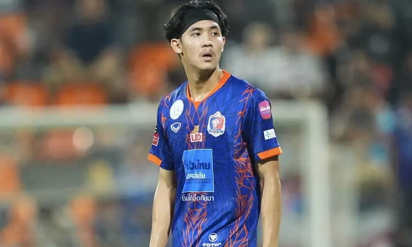 ประวัติของสิทธา บุญหล้า กองกลางตัวรับ