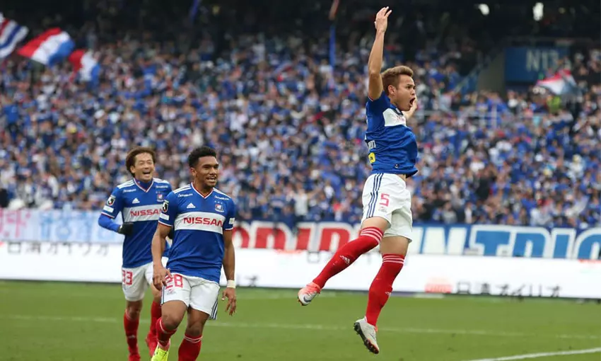 ประวัติธีราทร