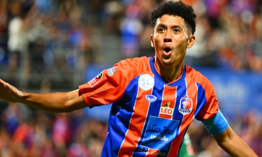 ประวัติของบดินทร์ ผาลา กองกลาง ผู้มีวิสัยทัศน์เกมรุก ดาวเด่นการท่าเรือ