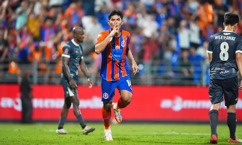 ประวัติ ธีรศักดิ์ เผยพิมาย