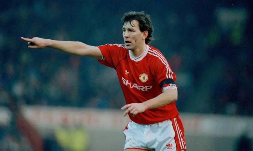 ประวัติ ไบรอัน ร็อบสัน