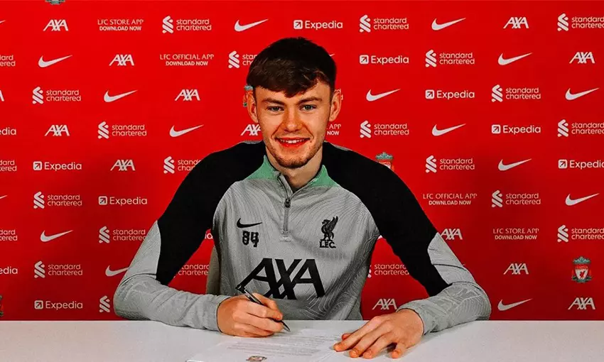 ประวัติของคอเนอร์ แบรดลีย์ ดาวรุ่งไอร์แลนด์เหนือในทีมลิเวอร์พูล