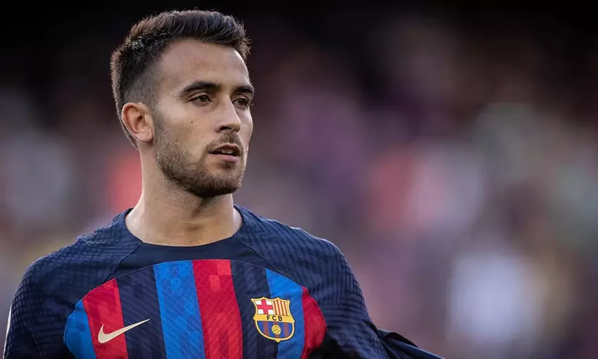 ประวัติของเอริก การ์ซิอา เซ็นเตอร์แบ็กดาวรุ่งที่กำลังมาแรง