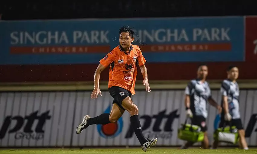 ประวัติของสิทธิโชค กันหนู ดาวยิงอนาคตไกลของเชียงราย ยูไนเต็ด