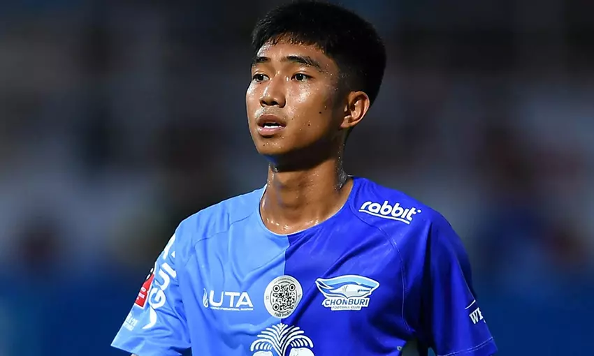 ก้าวสู่ชลบุรี เอฟซี ดีลประวัติศาสตร์แห่งไทยลีกของชาญณรงค์ พรมศรีแก้ว