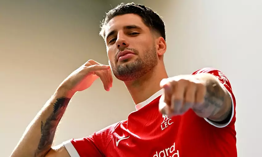 ประวัติของโดมินิก โซโบสลอยี กองกลางดาวรุ่ง ลิเวอร์พูล