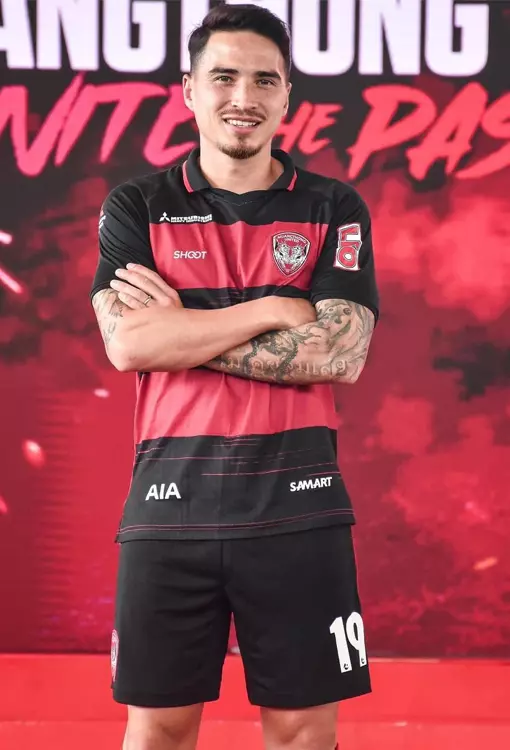 ประวัติ ทริสตอง โด