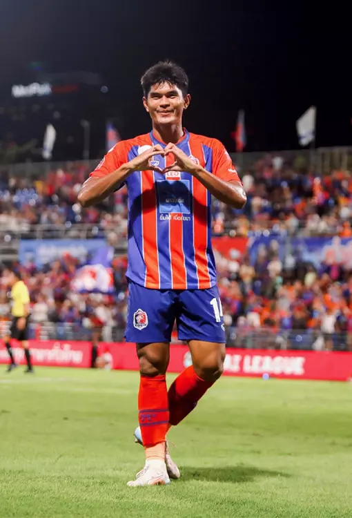 ประวัติ ธีรศักดิ์ เผยพิมาย