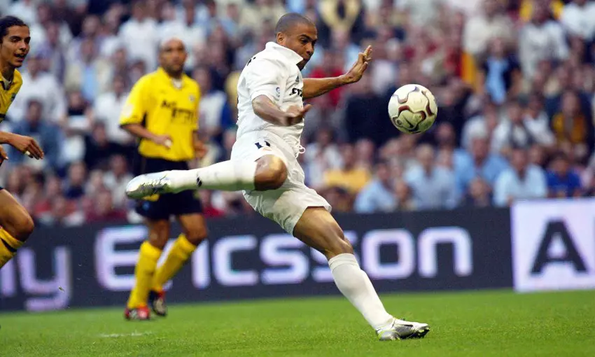 ประวัติ โรนัลโด้ นาซาริโอ