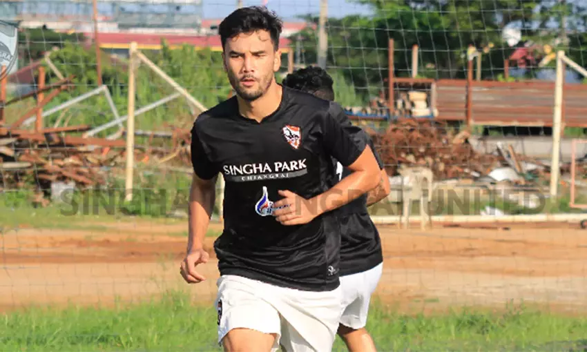 ประวัติ เกียรติประวุฒิ สายแวว