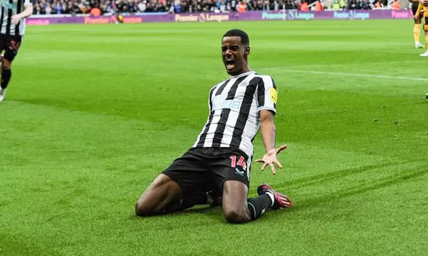 ประวัติ อเล็กซานเดอร์ อิซัค